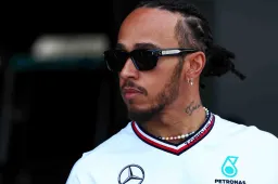 Pirelli dient kritische Hamilton van repliek: 'F1-teams kozen er zelf voor'