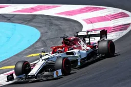 Raikkonen over straf Ricciardo: 'Eerste straf ter discussie, tweede daarentegen..'