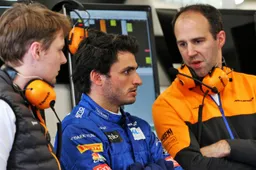 Achter de schermen bij de wintertest van Carlos Sainz