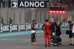 Perez non sarà campione al fianco di Max: "Abbastanza maturo da capirlo".
