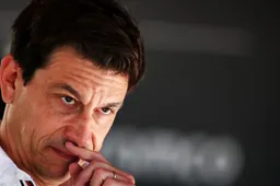 Wolff puts Formula 1 on edge: 'Be aware'