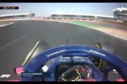 ONBOARD: Hartley gaat VOL in de muur tijdens VT3