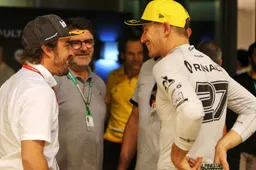 Alonso hint online al op zijn terugkeer naar Renault, Mercedes zet zich schrap