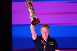 Red Bull weerspreekt Perez: 'We willen ze beiden vooraan hebben'