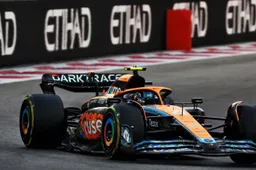 Brown elogia a Norris por su contribución en McLaren: "Increíblemente rápido