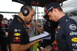 Max Verstappen verkozen als derde in categorie 'Rain Master'