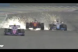 Vettel verliest voorvleugel na duel Hamilton