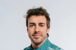 Foto's | Alonso en Stroll trekken voor eerst 2023-overalls aan