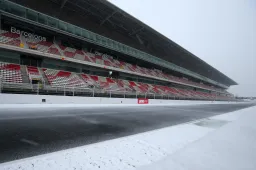 ¿La F1 en la nieve? Así estaba la pista en los tests de invierno del '18