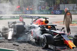 Coronel zag race-incident tussen Hamilton en Verstappen: 'Max zat er al'