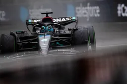 Russell wil samen met Hamilton vechten: 'Dubbel podium zou best kunnen'