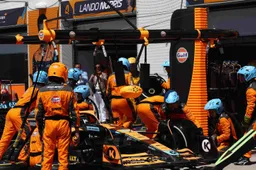 McLaren goes horribly wrong at pit stop after 'operational problem'