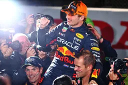 What does Red Bull need to do to win the constructors' title in America?
