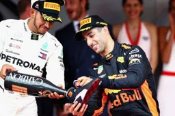 Hamilton defends Ricciardo's Renault switch