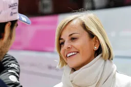 Susie Wolff over W Series: "Vraag me af of je de vrouwelijke coureurs echt helpt"