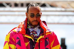 Hamilton gelooft in zege op Silverstone: 'Daar werken we naartoe'