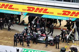 Mercedes pakt snelste pitstop in Rusland, maar Red Bull nog steeds aan de leiding