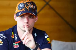 Verstappen sarcastisch wanneer eigen volkslied wordt afgespeeld