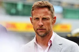Button bets on Hamilton victory: "I do think they have a chance"