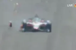 Brake disc catches fire during Indy 500!