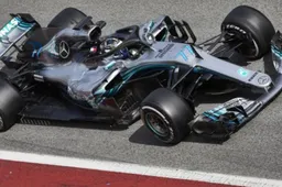 Mercedes controleert of oude Brazilië-motor goed werkt