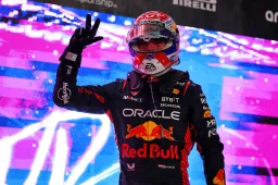 MAX VERSTAPPEN GRIJPT IN SPRINTRACE QATAR DERDE WERELDTITEL