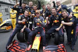 Verstappen proud of Red Bull: "That is why we are first at the moment"