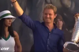Nico Rosberg was zijn kampioenschapsbeker verloren