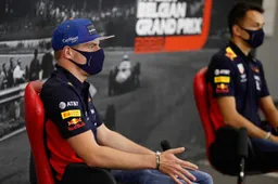 Verstappen staat achter zijn teamgenoot: "Albon heeft geen tien jaar F1-ervaring"