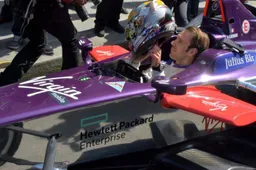 Vergne: Hartley at Toro Rosso "makes me laugh"