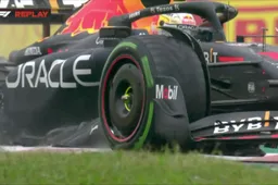 Verstappen houdt RB18 op de baan met onderstuur in de bocht