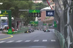 Verstappen blijft Alonso voor met uitstekende start in GP Monaco