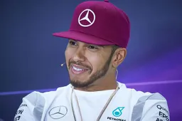 Hamilton vindt de FIA radio regels gevaarlijk..