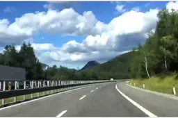 Toro Rosso snelt naar Spielberg in adembenemende timelapse-video!