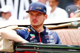 Verstappen presenteert unieke helm voor Grand Prix van Las Vegas