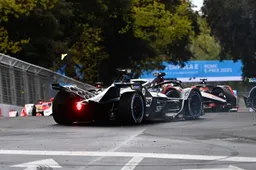 Mercedes-duo Vandoorne en De Vries verliest kostbare punten met crash in Rome