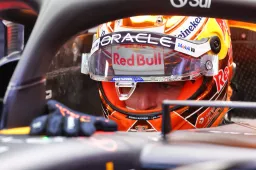 Volledige uitslag VT3: lange rode vlag door crash, Verstappen zeventiende