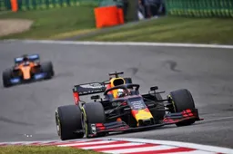 Max Verstappen over actie op Vettel: ''Ik moest het proberen''