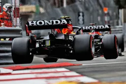 F1 boss Ross Brawn gives his view on the Red Bull's flexible rear-wing