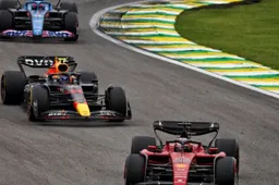 Verstappen steekt ver boven concurrentie uit in VT2 van Abu Dhabi