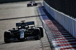 Flinke boete voor Mercedes, FIA trekt strafpunten Hamilton weer in