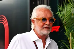Briatore é sincero sobre a situação da Alpine: "Equipe estava na m****"