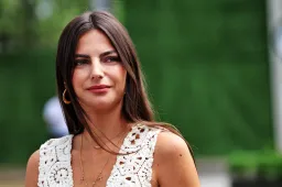 Wonen Kelly Piquet en Max Verstappen samen?