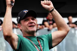 Ferrari legend signs up for new Australian racing season!
