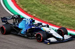 VIDEO | Schuiver van Latifi zorgt voor rode vlag tijdens VT3