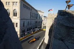 Lando Norris ontsnapt aan uitvalbeurt na harde knal tegen de muur
