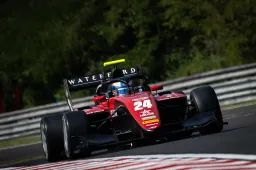 Voisin start F3-hoofdrace van pole, teleurstelling voor Van Hoepen