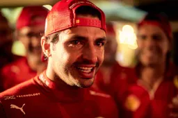 'Ferrari gives Sainz very special parting gift'