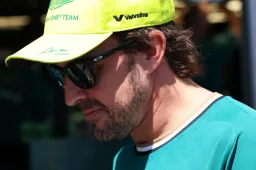 Alonso lamenta após o sábado no Canadá: 'Dói um pouco'