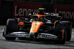 Norris fires a warning shot for qualifying by smashing the record lap time